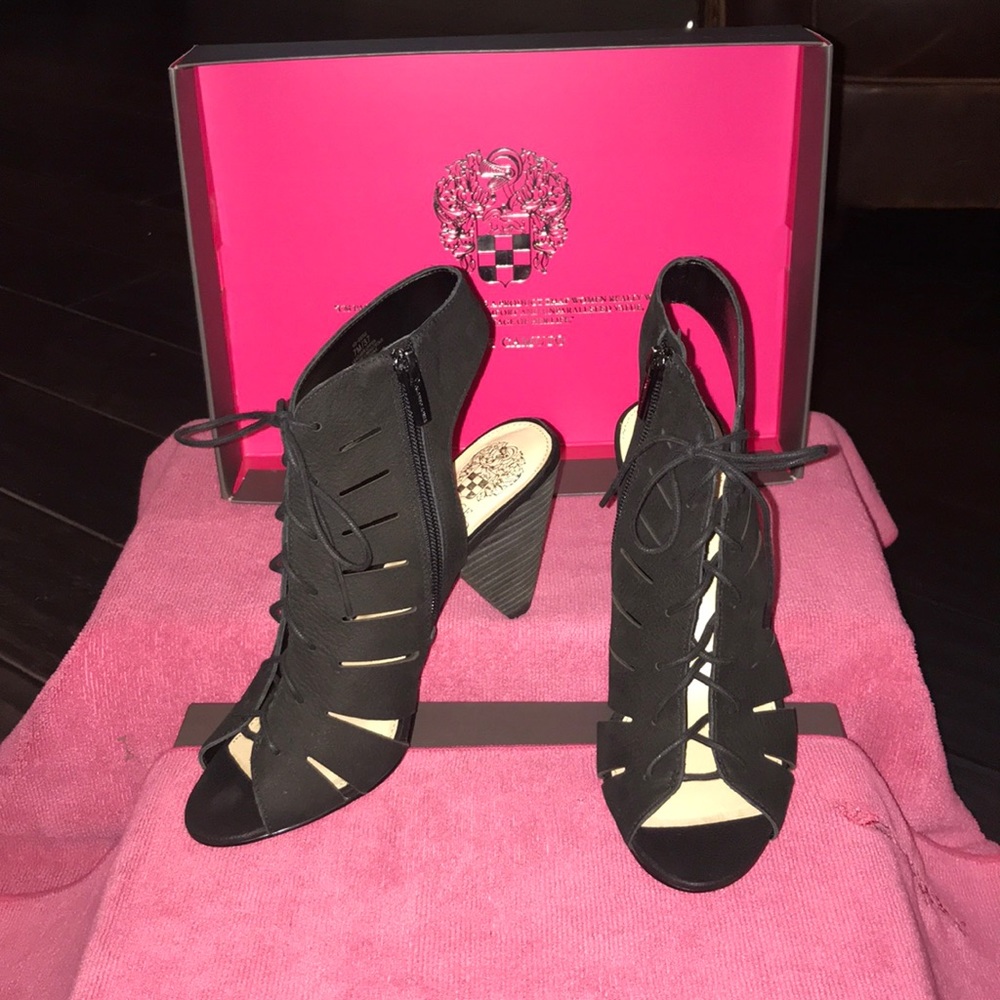 Vince Camuto Black Estie Cut Out Lace Up Sandals